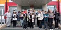 Петр Голубовский поздравил юных колымчан-учеников школы №21 с окончанием 24-й смены экологического отряда «Муравейка» - Магаданская областная Дума