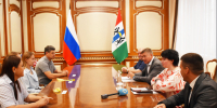 Новосибирских саблисток-победительниц чемпионата Европы поздравили в Правительстве региона - Правительство Новосибирской области