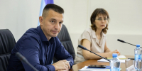 В Курске обсудил вопросы оказания поддержки семьям участников СВО - Городские Известия