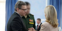 Семье погибшего череповчанина Игоря Макова передали медаль «Золотая Звезда» Героя России - OnlineVologda.Ru