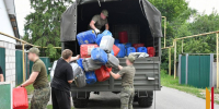 Верхнемамонские волонтеры передали бойцам СВО емкости под топливо - РИА Воронеж