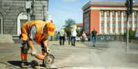 В Курске на ул. Ленина начали менять плитку - Sekunda.Media