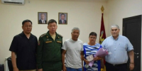 В Черноземельском районе семье погибшего участника СВО передали Орден Мужества - ГТРК