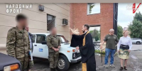 Настоятель храма иконы Божией Матери «Взыскание погибших» освятил автомобили для защитников - Орловская и Ливенская епархия
