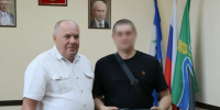 Мэр встретился с бойцом с позывным "Краб" . - Город Тулун