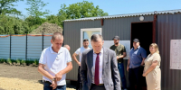 Глава района посетил объект строительства дошкольного учреждения в Большесидоровском поселении. - Красногвардейский район