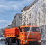 Дополнительный полив дорог организовали в Москве из-за жары - M24.Ru