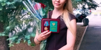 Лана Есипова награждена медалью  «От любви к Родине — к защите Отечества - Газета Черноморские известия