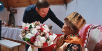 Андрей Турчак поздравил со 100-летием жительницу села Нижняя Талда - Правительство Республики