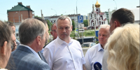 Губернатор Андрей Травников поручил усилить работу по подготовке и привлечению медицинских кадров, в частности – врачей-офтальмологов - Правительство Новосибирской области