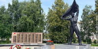 Возложение цветов прошло в Ижевске честь Дня ветеранов боевых действий - ИА Удмуртия