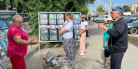 «Нам жить и помнить»: дань уважения тем, кто защищал мирное небо. - Межпоселенческая библиотека