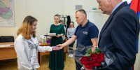 Во Всеволожске передали награды родственникам погибших бойцов СВО - Всеволожские вести онлайн