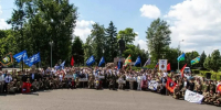 В Москве в День ветеранов боевых действий возложили цветы на Поклонной горе - ИА Общественная служба новостей
