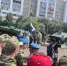 Сотрудники Елабужского городского суда возложили цветы к памятнику воинам-интернационалистам - Елабужский городской суд