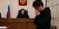 Укравшая фиолетовый смартфон цимлянка раскаялась перед судом за свои деяния - Bloknot-Volgodonsk.Ru