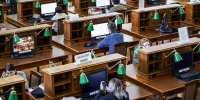В сочинском филиале РУДН отменили выпускные работы студентов-юристов из-за нейросетей - LiveKuban.Ru