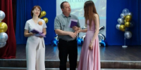 В районном Доме культуры села Валдгейм состоялось вручение аттестатов учащимся девятых классов школы имени Пришкольника - Биробиджанский район