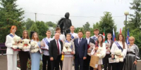 Добрая традиция на малой родине Державина: чествование медалистов района - Бузулукский район