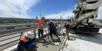 На Сарептском путепроводе завершается бетонирование выравнивающего слоя и тротуаров - Город Волгоград