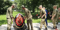 Росгвардейцы почтили память погибших во время проведения контртеррористической операции в Чечне - Росгвардия