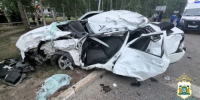 Ночью в Сургуте молодой водитель пытался проехать на красный и устроил ДТП — погибли два человека - ИА СИА-Пресс