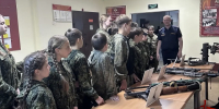 Кадеты познакомились со службой СОБР «Спутник» и посетили ТЮЗ в рамках акции «Каникулы с Росгвардией» - Росгвардия