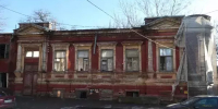 В Ростове на торги за 21,6 млн рублей вновь выставили полуразваленный особняк ОКН - DonDay.Ru