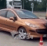 В Новосибирске автоледи в очереди за бензином чуть не задавила сотрудника АЗС - Precedent.TV