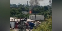 На выезде из Воронежа днем 2 июля вспыхнул грузовик: видео - РИА Воронеж