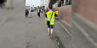 Более 200 пассажиров получили помощь на «Рыбацком» от волонтеров - Neva.Today