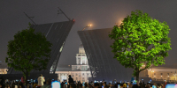 Ко Дню семьи, любви и верности над Дворцовым мостом прозвучит специальный плейлист - Spbdnevnik.ru