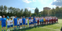 В Курске прошёл товарищеский футбольный матч между сборной правительства и сборной СМИ - Курская правда
