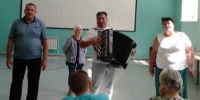 1 июля для постояльцев  экопансионата  «Домашний уют» Алейского района состоялся выездной концерт «Песня -душа народная».. - Алейский район