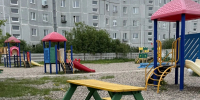 Депутат Игорь Рыженков помог детскому саду № 67 преобразиться: обновлённые ворота, крыльцо, полы и игровые зоны - Единая Россия