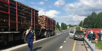 В ДТП с лесовозом под Кировом пострадал человек - Свойкировский.рф