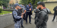 Масштабный рейд у станции метро «Лесная»: снова пресечена незаконная торговля - Выборгский район