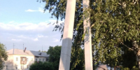 В микрорайоне Новосиликатный продолжается работа по покосу травы - Администрация г. Барнаул
