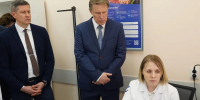 Егор Ковальчук и Михаил Мурашко побывали в новой брянской поликлинике - ИА Наш Брянск.ru