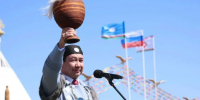Глава Якутии поздравил с Ысыахом Олонхо - Yakutia-Daily.Ru