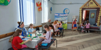 Городской проект «Курск‑2026. Лето в городе» продолжается. В центре народного творчества «Русь» прошла программа «Летнее вдохновение». - Город Курск