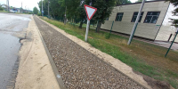 В Тросне начали строить тротуар от школы до железной дороги - БрянскToday.Ru