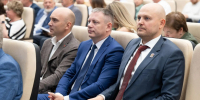Единая Россия выдвинула кандидатов в Заксобрание края - Газета Ангарский рабочий