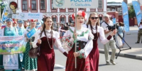 Фолк-дуэт «До весны» на одной сцене с артистами из Индии и Колумбии покорил международный фестиваль - КТВ-ЛУЧ