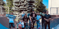 В скейт-парке «Гелиос» продолжаются занятия школы скейтбординга. - Город Курск