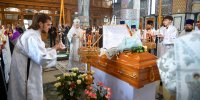 Брянский митрополит совершил отпевание 21-летнего сына священника - Вечерняя Москва