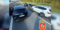 Два человека пострадали при массовом ДТП в Подмосковье - M24.Ru