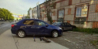 В Челябинске ребенок на электросамокате врезался в иномарку - КП Челябинск