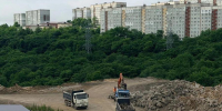 Фото: KONKURENT |  Началось расширение дороги в районе ЖК «Южный» во Владивостоке - Деловой еженедельник Конкурент