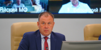 Илья Середюк поручил сократить время на разгрузку железнодорожных цистерн с топливом и ускорить логистику его доставки в целом - Гурьевский район